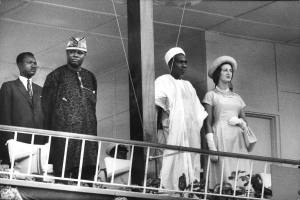 balewa and queen on indendence day 1960